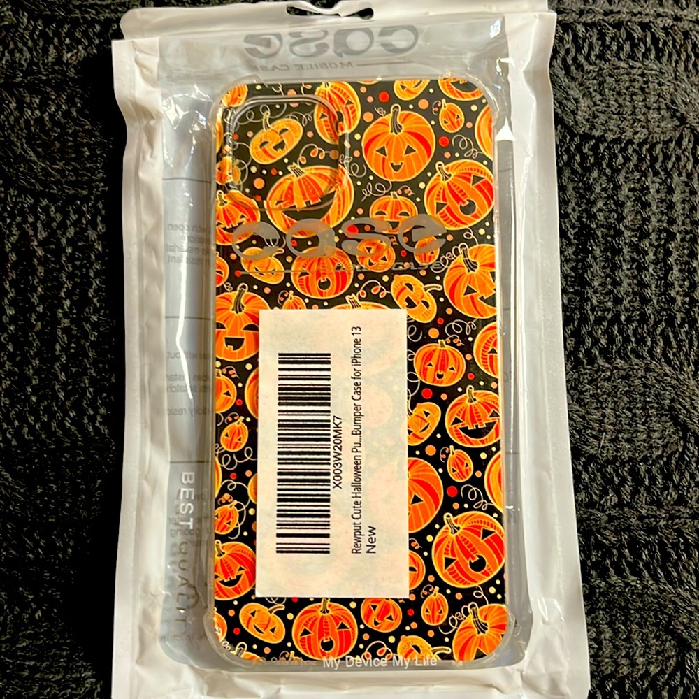 NWT NIP Case Halloween Bumper Case iPhone13 Super cute